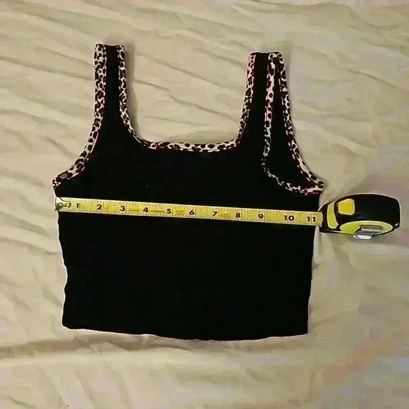 Shein Bundle 🎀 XS Crop Tops - Picture 3 of 10